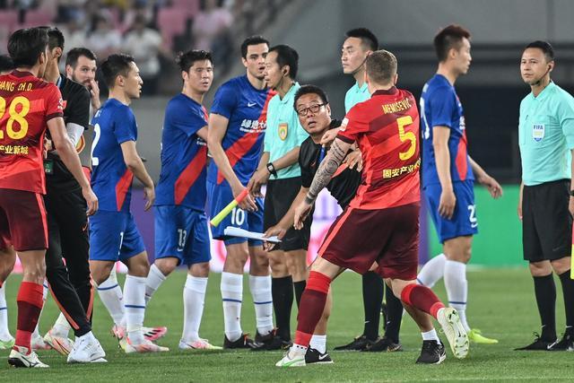 世界杯：澳大利亚平巴拉圭 排名小组第二直接出线